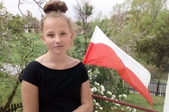 Flaga Polski w naszych oknach